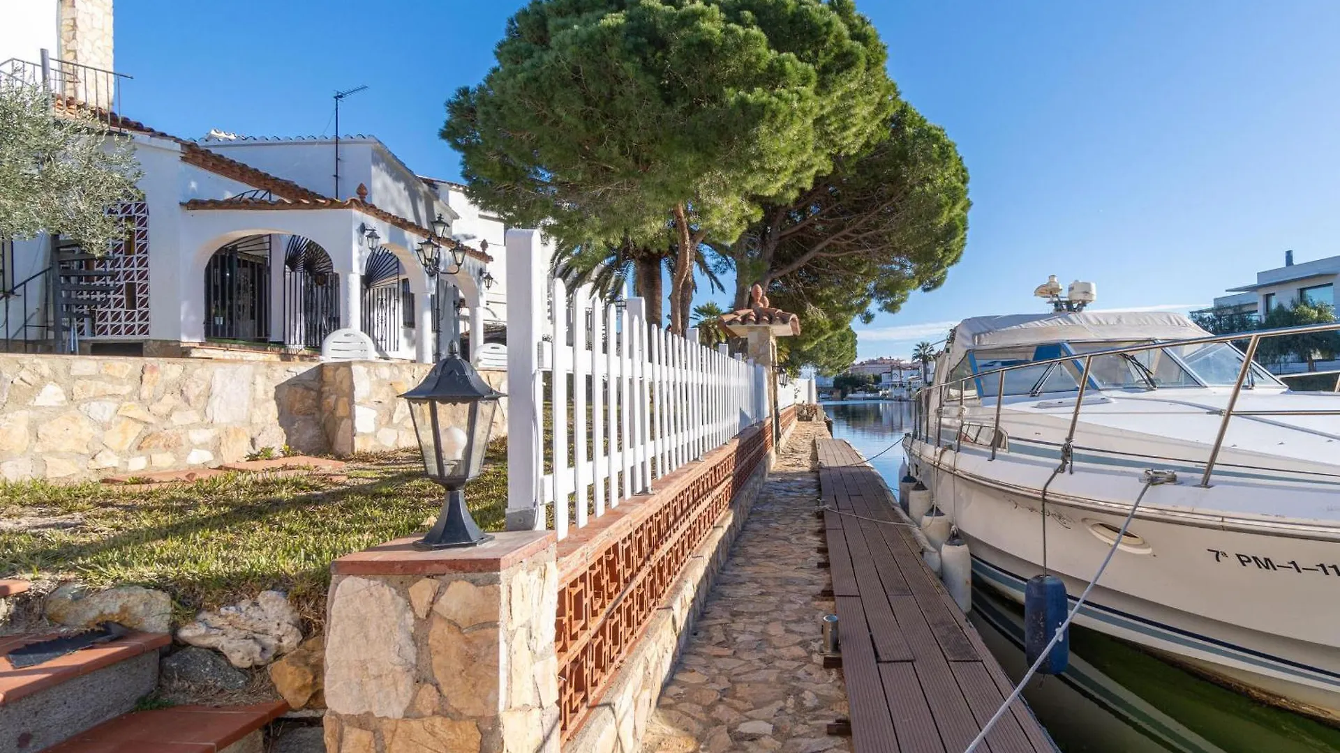 Casa Con Piscina, Gran Amarre Y 4 Dormitorios En Castello D'Empuries - Hisp-288-53 Empuriabrava